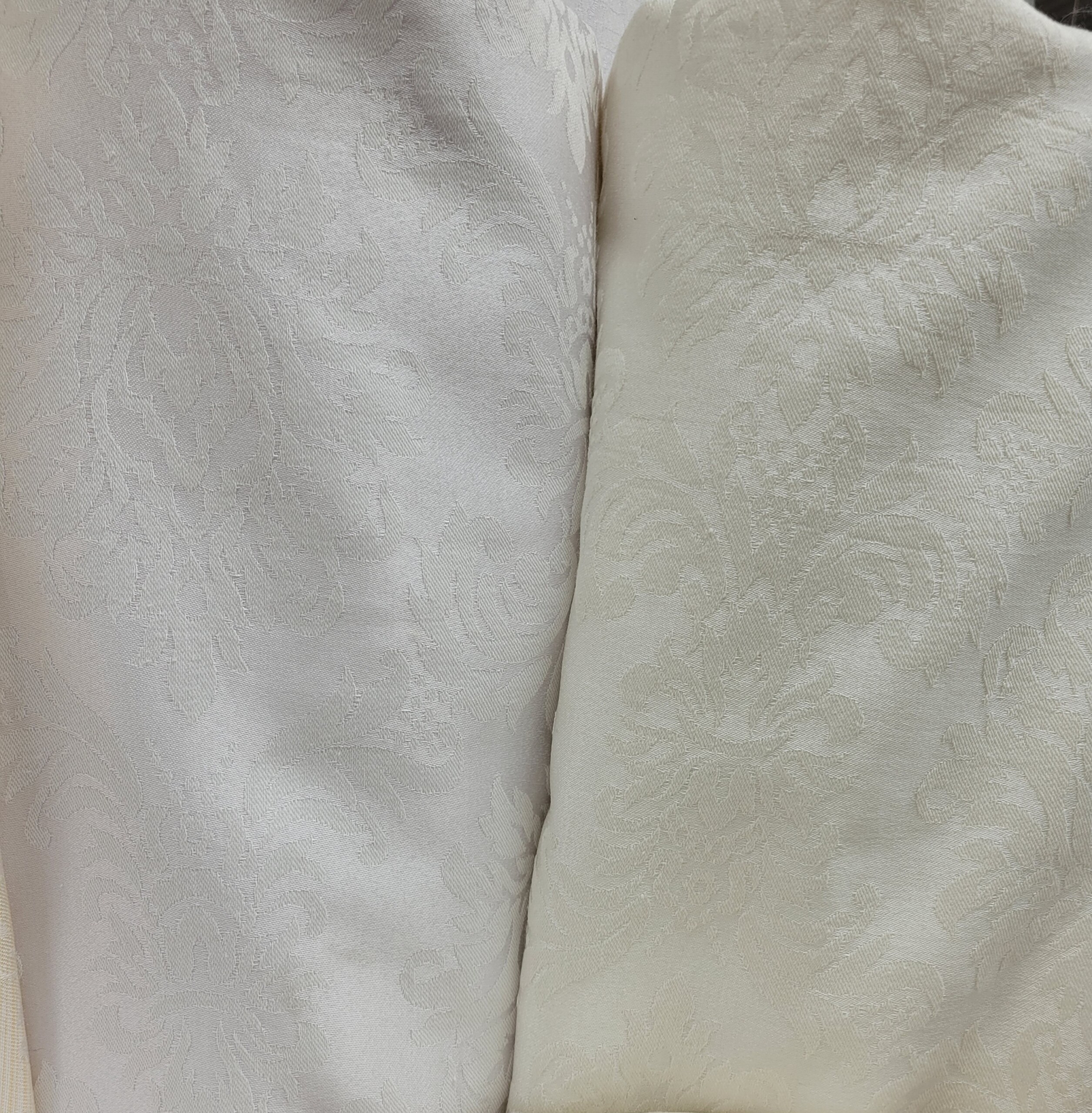 Fata de masa rotunda - damasc - model G1